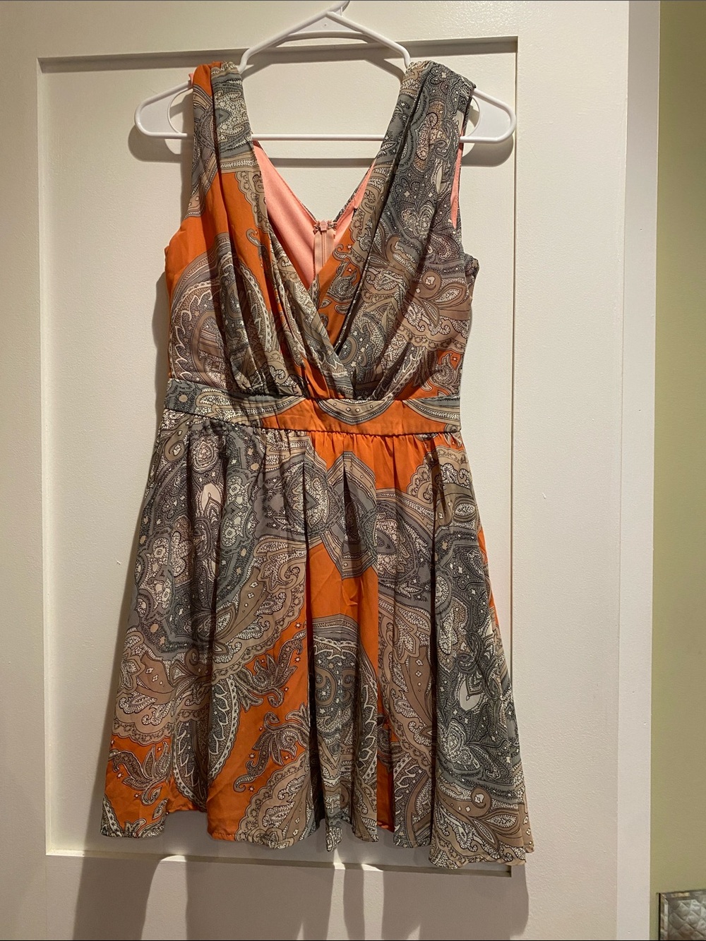 Orange Paisley V-Neck Mini Dress Size L